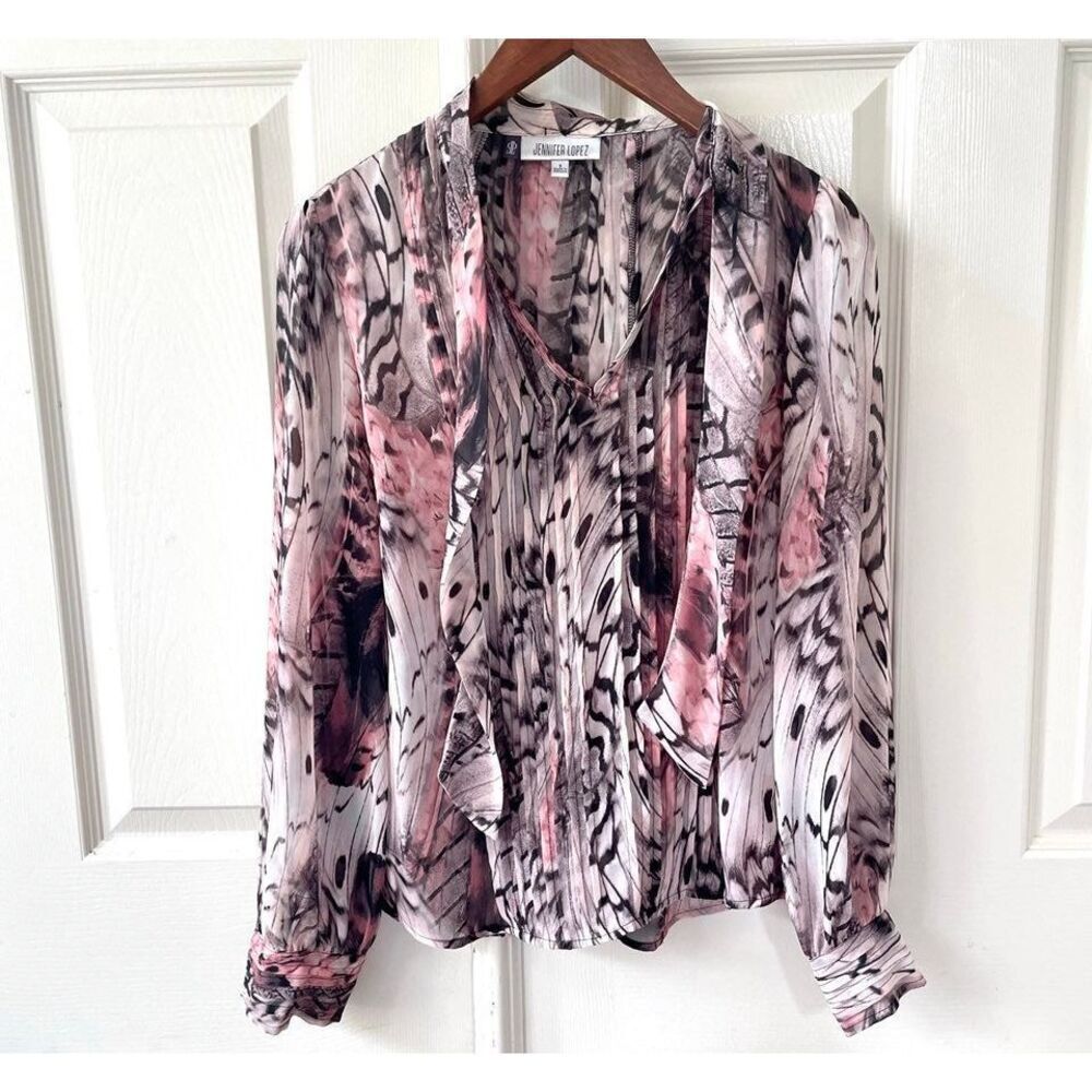 Jennifer Lopez pink pattern long sleeved blouse